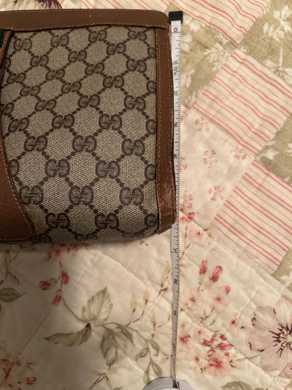 Gucci Beige and Brown Monogram Clutch - Picture 15 of 16